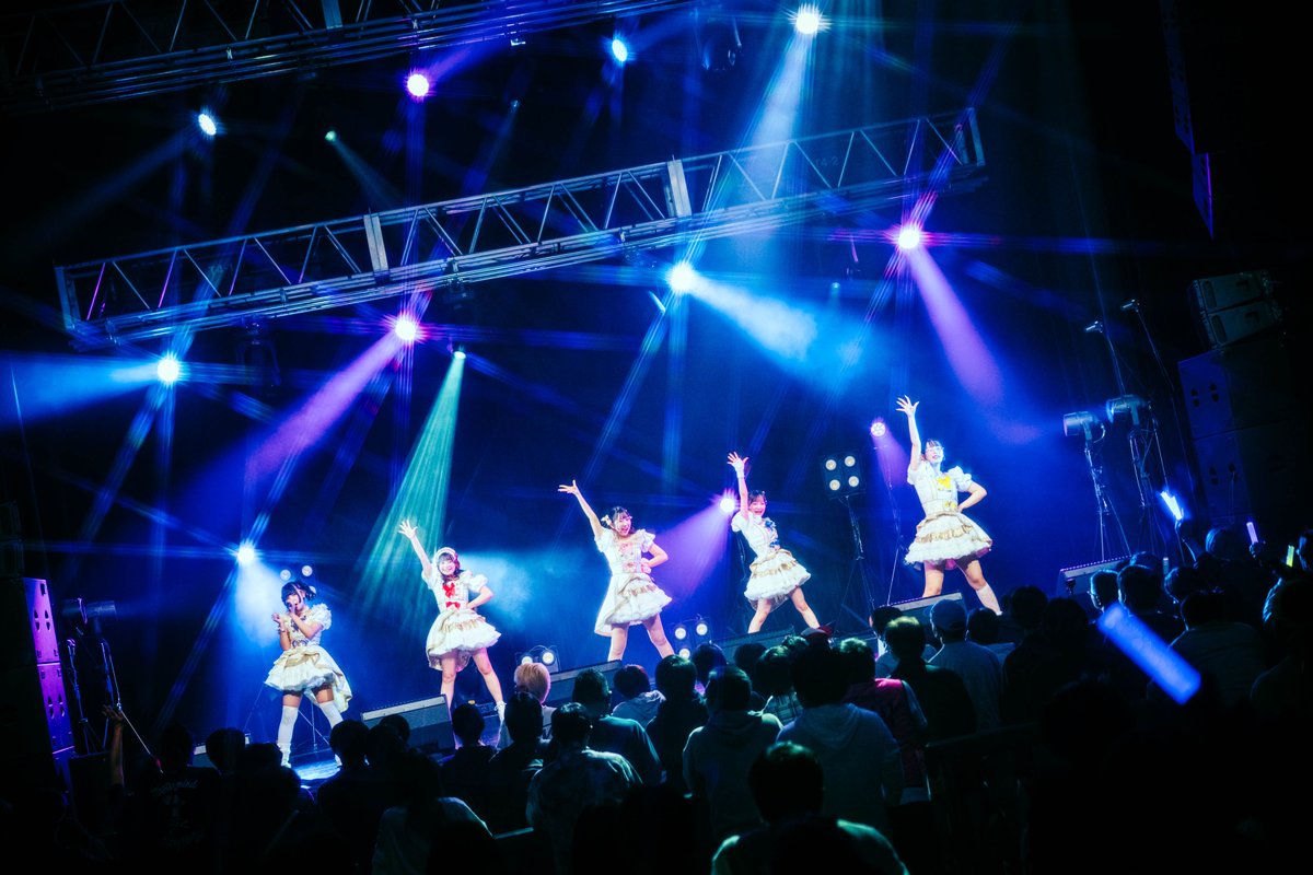 wwschannel's tweet photo. 【ライブレポート】AILOSが「食いしん坊ガール」「リトルスター」など歌い上げる!キュートな魅力で会場圧倒〈JAPAN IDOL SUPER LIVE 2026〉
▼記事・写真の詳細はこちら
https://t.co/qHP0Gyfbok
#AILOS #アイラス #JAPANIDOLSUPERLIVE #JISL #ZeppShinjuku #アイドルライブ@AILOS_offical @JAPANIDOLSUPER