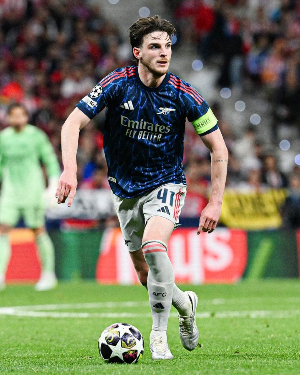 Adds19200's tweet photo. 🚨⚠️ Declan Rice: “Eberechi Eze’s one is a clear penalty. I don’t know how that’s not been given”. https://t.co/JeSwNyiCLO