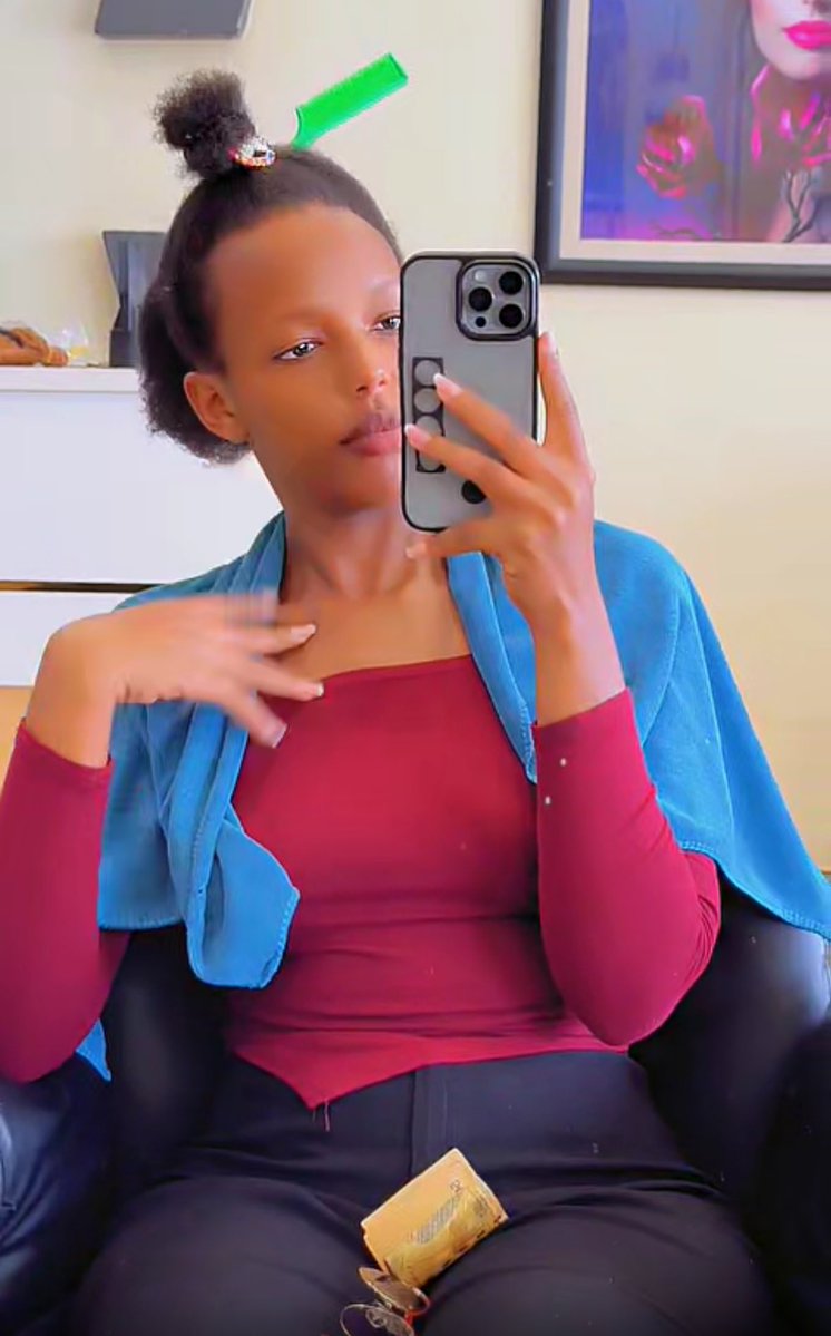 Mimie🦋🎀🤍 🇺🇬🇷🇼 tweet media