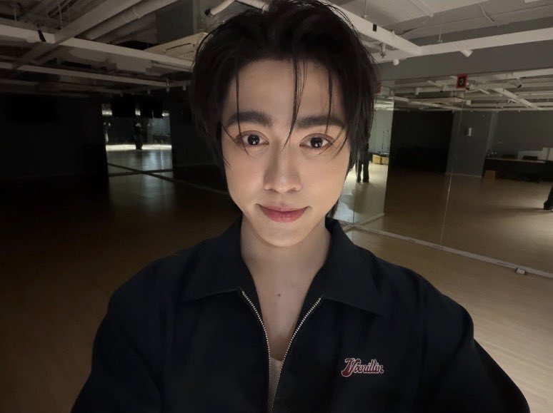 ค้าบน้องบูม น้องบูมอยากได้อาราย หม่ามี๊จะเหมามาให้หมดเยย เยลลี่หมดโลกมั้ย หม่ามี๊จะเหมาให้ 🥺🫳🏻

#besevboom