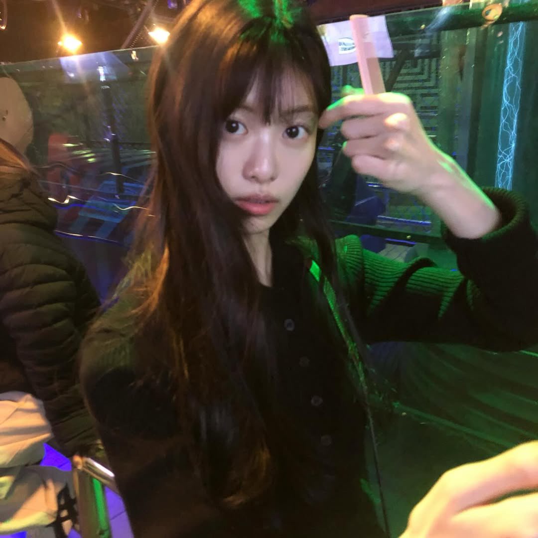 sara ಇ tweet media