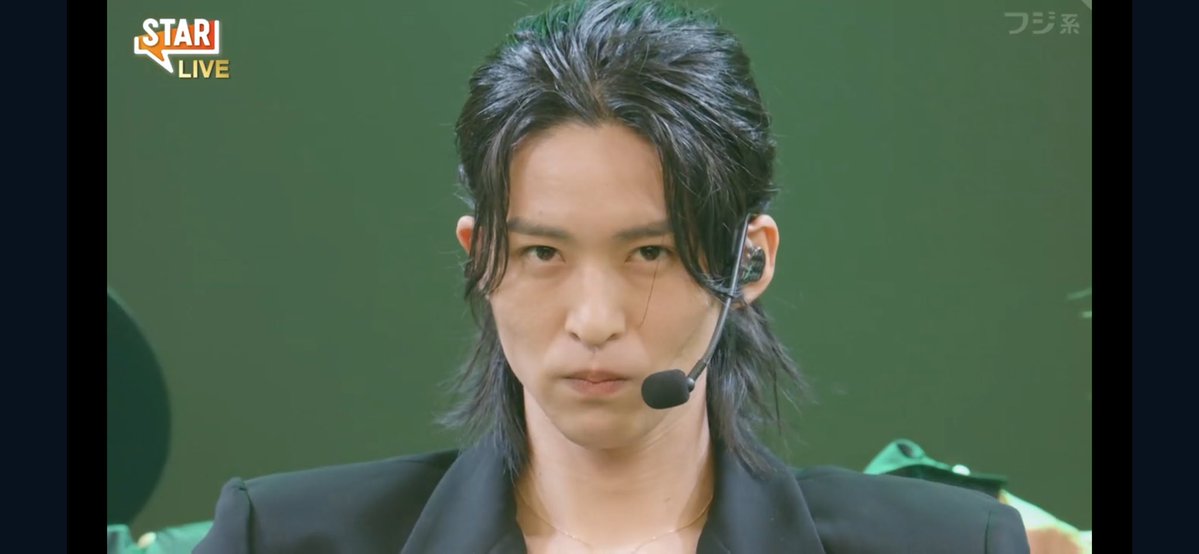 ren_meme1997's tweet image. 目黒くんマッジでイケメンだった🤦🏻‍♀️💖
ハーフアップやばいしほんと大好き😭😭😭

#目黒蓮 #STAR #BANG #SnowMan