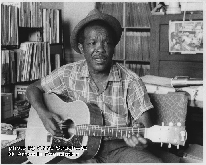 peterparcek's tweet image. Frankie Lee Sims Texas blues maestro (April 30, 1917)!
Lucy Mae Blues youtube.com/watch?v=jsZu1Q…
She Likes To Boogie Real Low youtube.com/watch?v=paZA4G…
Walking With Frankie Lee youtube.com/playlist?list=…
#blues #bluesmusic #bluesguitar #bluessinger #johnnywinter