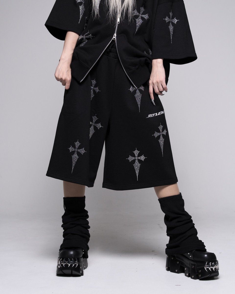 👁‍🗨REFLEM(レフレム) NEW ARRIVAL クロス総柄ラインストーン
