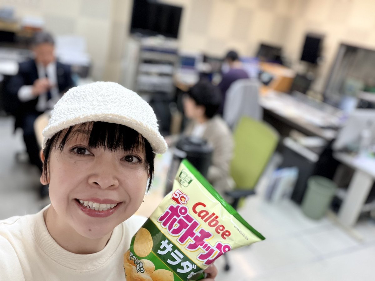 モモ tweet media