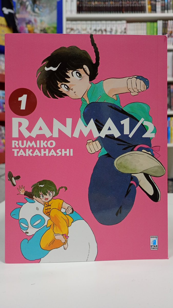 StarShop_Conver's tweet image. Ciao ragazzi, i rientri vi attendono da oggi in negozio:

- The Fragrant Flower Blooms With Dignity n° 6
- Ranma 1/2 new edition
- Bungo Stray Dogs n° 13
- Blue Lock n° 30

Vi aspettiamo 😉 

#starshop #novità #dinuovodisponibili #manga #comics