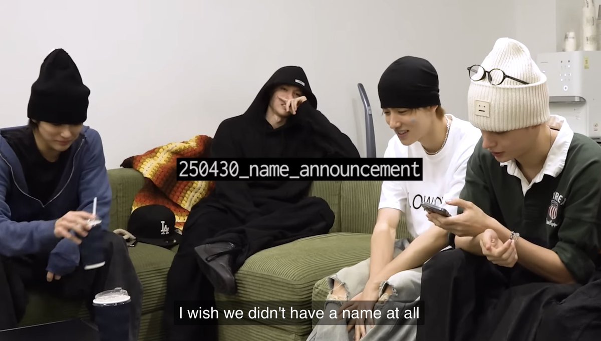 dailyjames tweet media