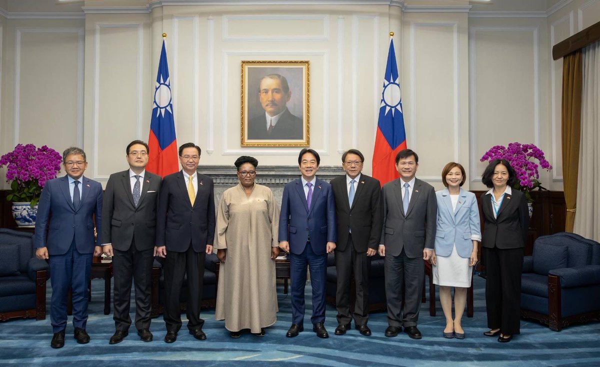 ChingteLai's tweet image. A very warm welcome to Deputy PM Thulisile Dladla to #Taiwan as special envoy of His Majesty King Mswati III. Though my visit to #Eswatini was postponed due to external pressure, our partnership remains strong &amp;amp; we continue to advance cooperation across all fronts.
