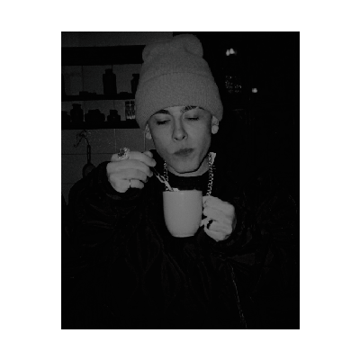  𝕬𝗫𝗘𝗟. !au tweet media