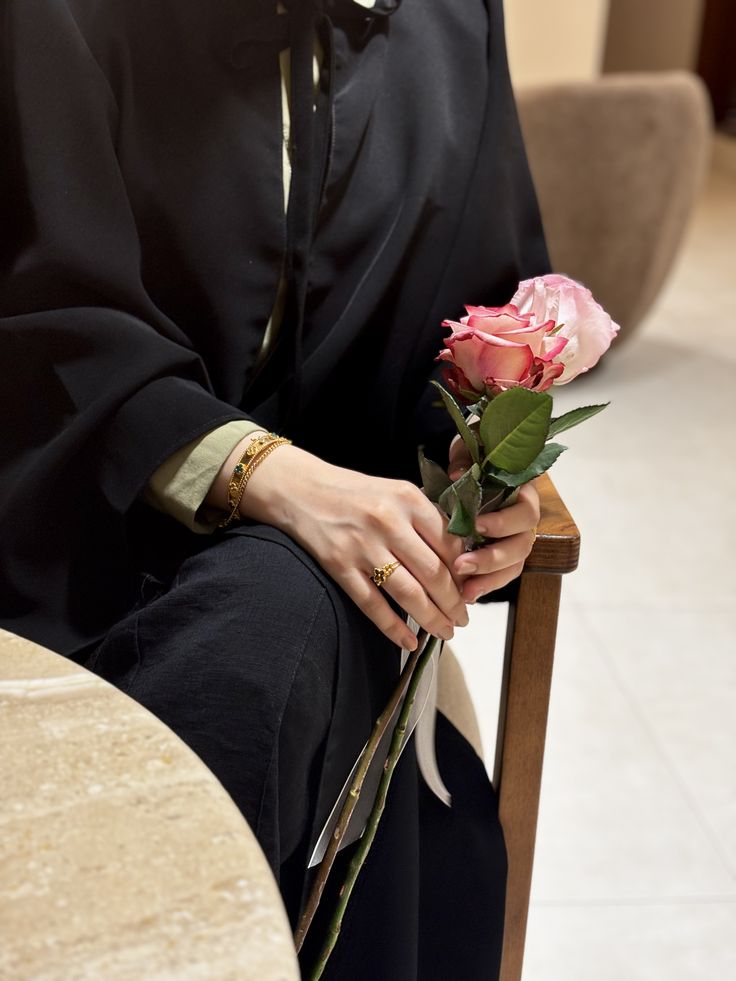 ام سارة.. 💜 tweet media