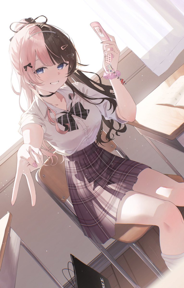 卯月アキ@ホロクル11th【I-15】 tweet media