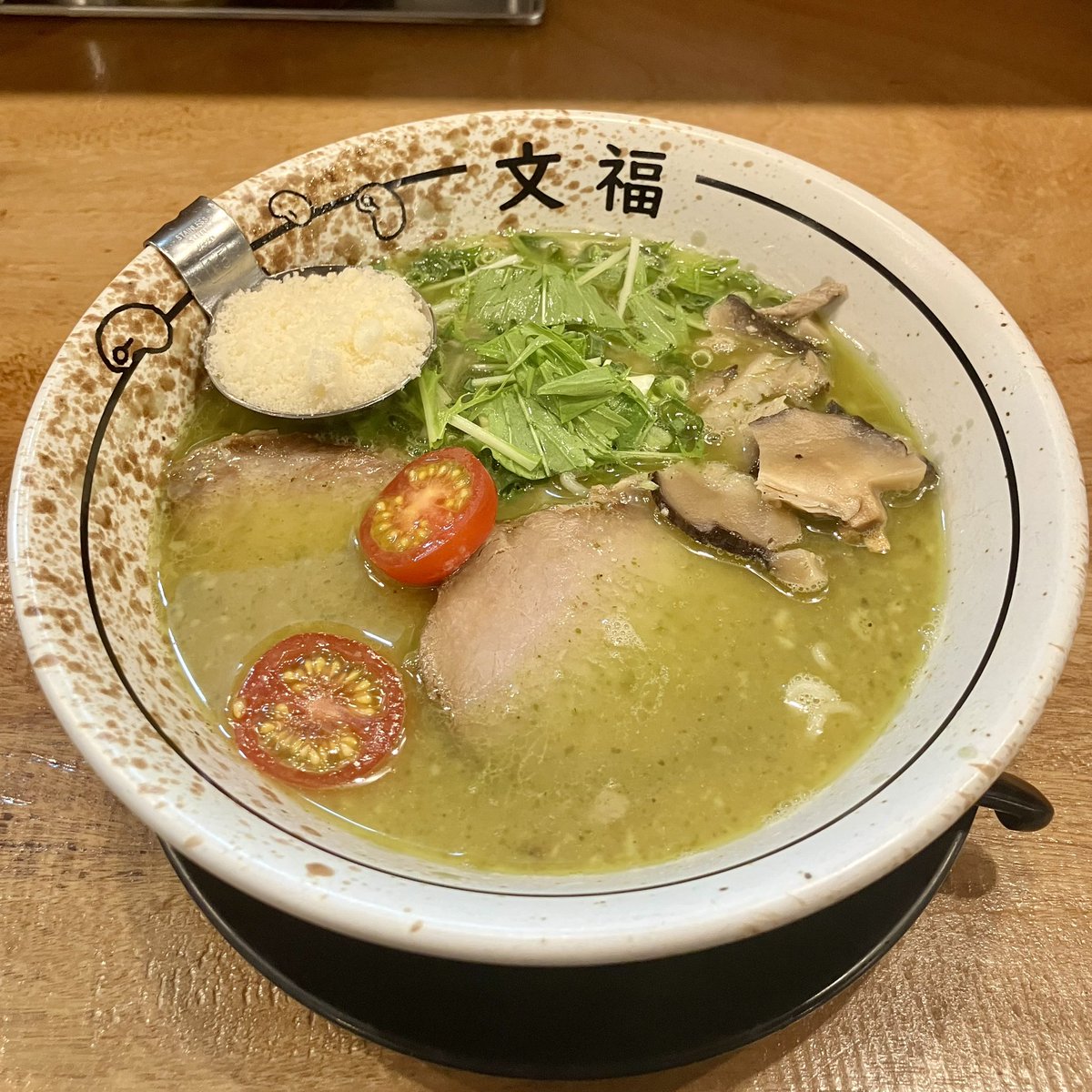 ハタボー tweet media