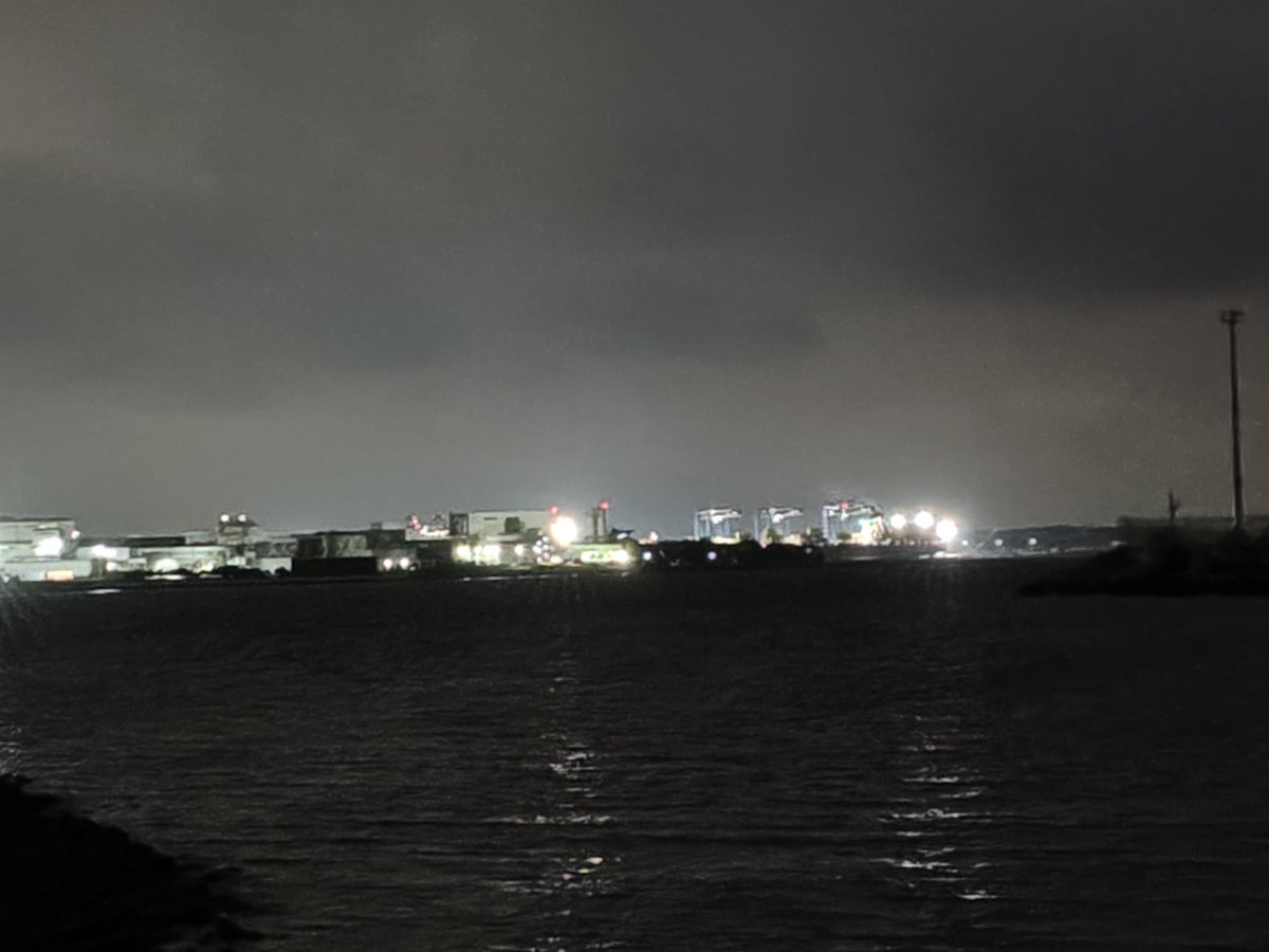 Dimebag_Kazuya's tweet image. 環八の一番端、羽田空港まで行ってみた。
京浜島から眺めてみました。
同じ23区内なのに旅行した気分でした。

#ドライブ
#東京都
#大田区
#羽田空港
#京浜島