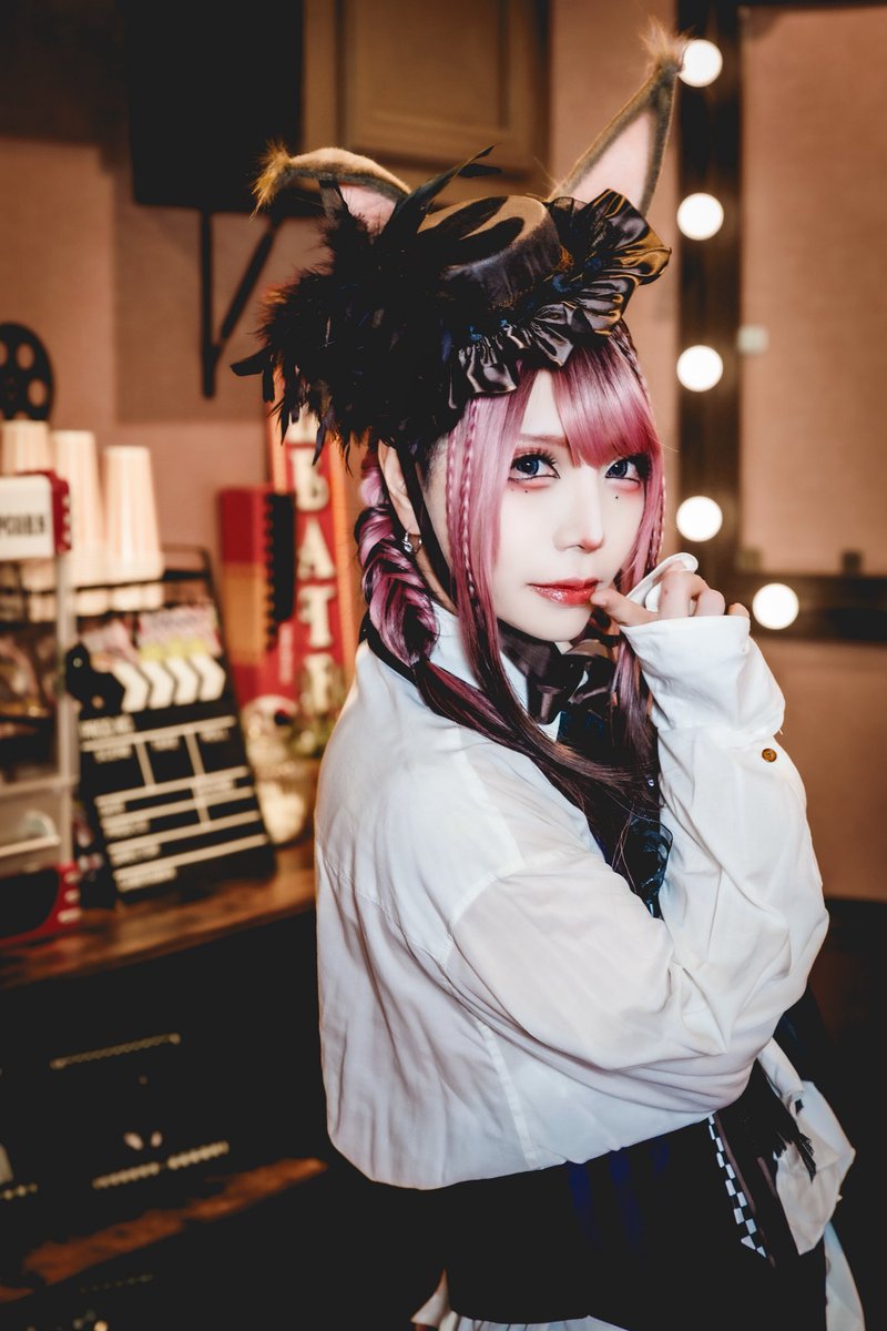 grim_oire's tweet photo. 【11周年記念アーティスト写真公開】 https://t.co/qp5s1hdMo0