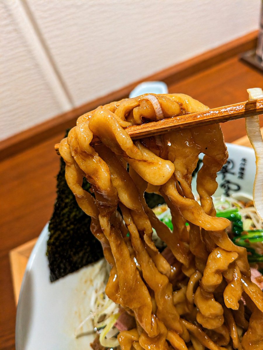 イタチ tweet media