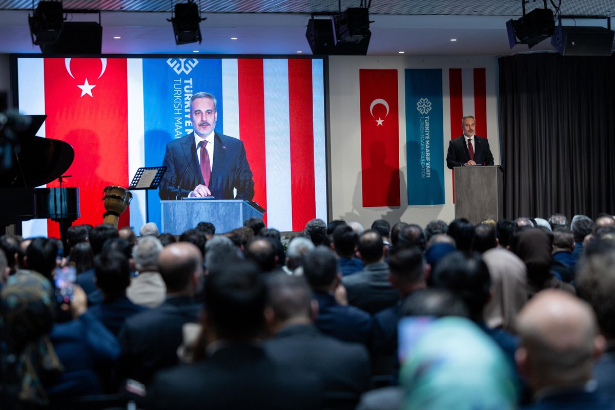 Türkiye Maarif Vakfı tweet media