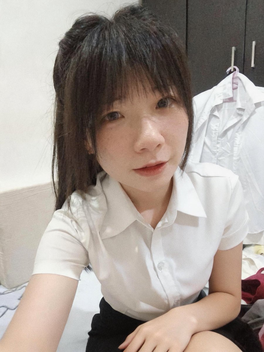 cutieblur tweet media