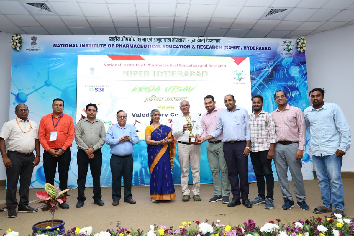 NIPERHyd's tweet photo. #NIPER_Hyd organized an award distribution ceremony on April 29, 2026, to felicitate winners of its vibrant Sports Festival held from February 19–27,2026. Dr. Shailendra Saraf, Director, NIPER Hyderabad &amp; dignitaries distributed the awards and trophies to the winners
@Pharmadept https://t.co/fAcTM0FYfQ