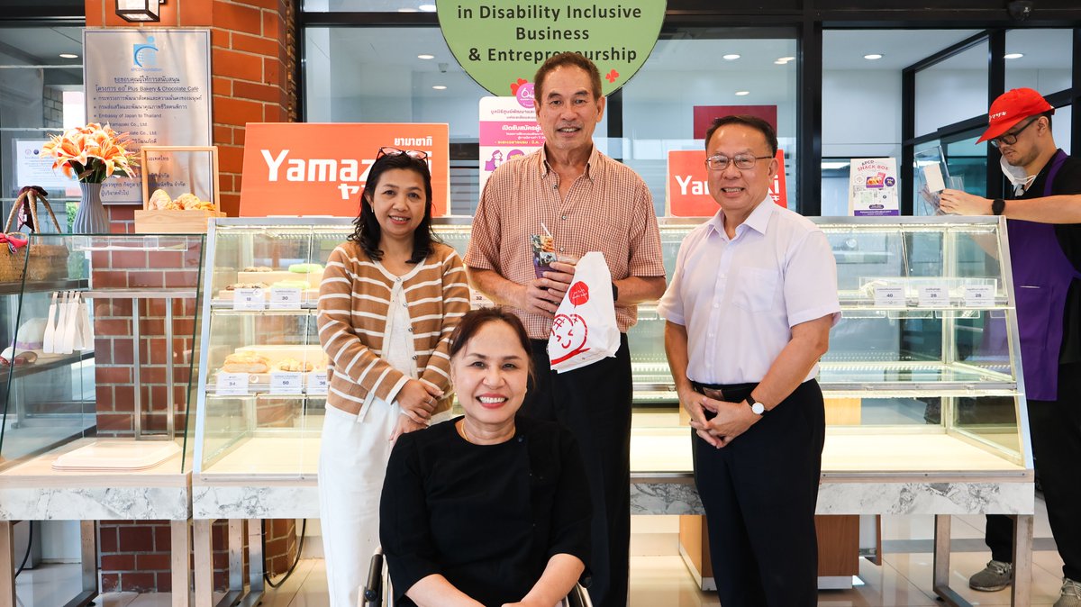 APCDAsiaPacific's tweet image. APCD welcomed Mr. Anuchit Jureegate, received by Mr. Piroon Laismit and Ms. Wilailekha Somprach, to exchange views on empowering persons with disabilities through inclusive business and vocational development #APCD #LeaveNoOneBehind