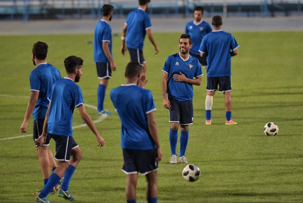 قروب الموج الازرق 🇰🇼💙 tweet media