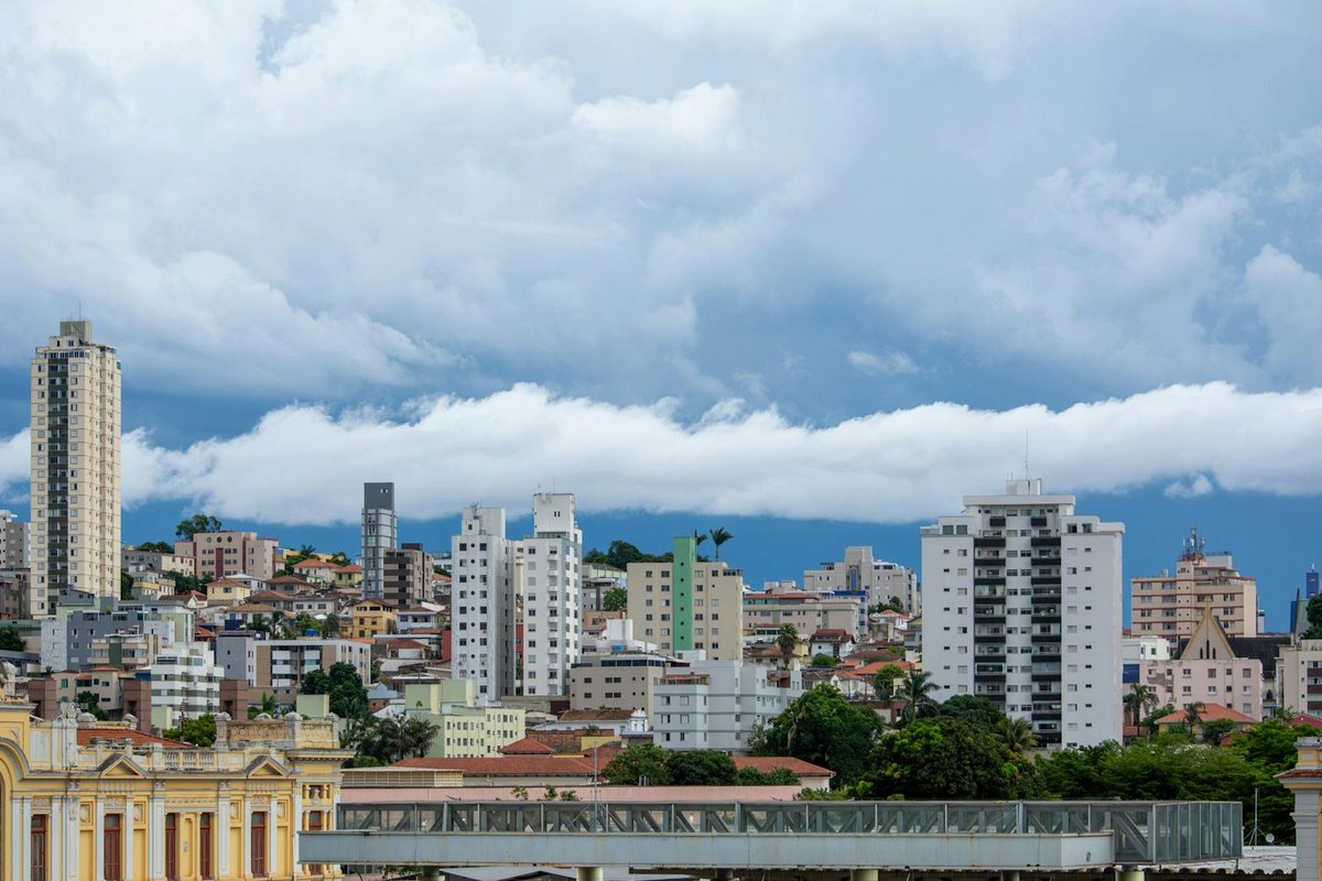 AfricTelegraph's tweet image. Au Gabon, un jeune sur trois est sans emploi. L'ENEC 2024 révèle un taux de chômage des jeunes à 34 %. Une bombe sociale qui interpelle le gouvernement de transition. #Afrique #Economie #Chomage #EmploiDesJeunes #Enec2024 africtelegraph.com/blog/gabon-len…
