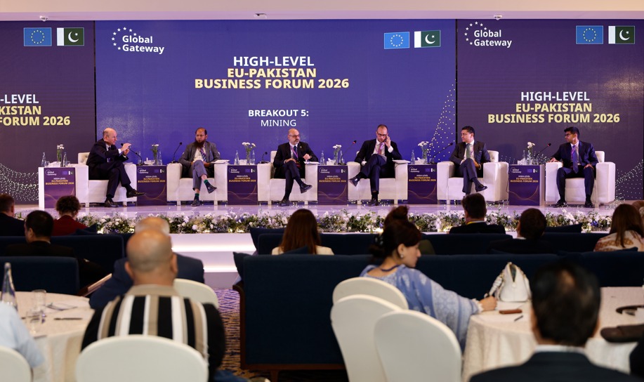 GermanyinPAK's tweet image. Two exciting days are over – the #EUPKBusinessForum has been a great success. Many 🇩🇪companies used the opportunity to connect to 🇵🇰
Big take away: companies need predictability &amp;amp; reliability on both ends, whether its rules and regulations or fair taxation
#StrongerTogether