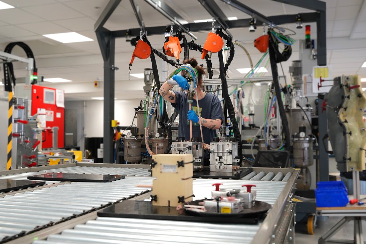 LimbsandThings1's tweet image. An update on our recent factory opening in #Bristol 🚚

"We managed the move over two weekends and the new building has provided space for a new conveyor system which is expected to boost throughput by optimizing our cycle times." - our Operations Director #medicalsimulation