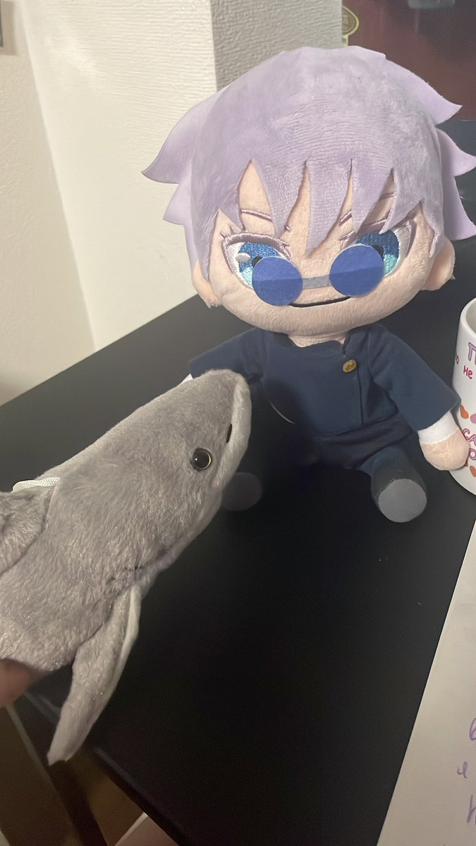 RinGojoStark's tweet image. When your phobia meets your favorite man.”
#gojo #shark