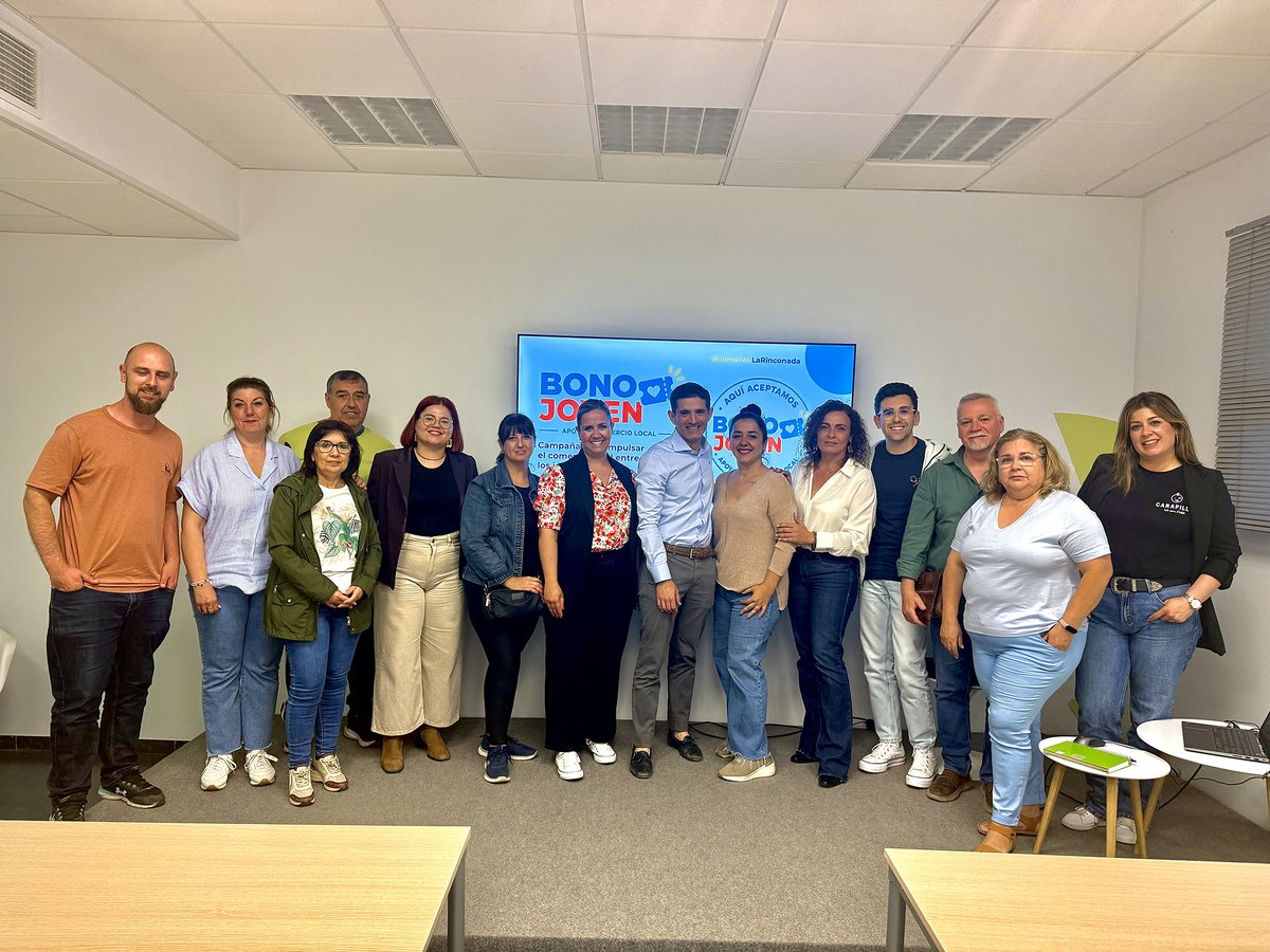 LaRinconada_Web's tweet image. #Comercio impulsa el #BonoJoven para dinamizar las compras en los negocios locales.
La campaña contempla la entrega de bonos canjeables exclusivamente en los comercios adheridos. Dirigidos a jóvenes empadronados en La Rinconada de entre 18 y los 35 años acortar.link/Cf75oM