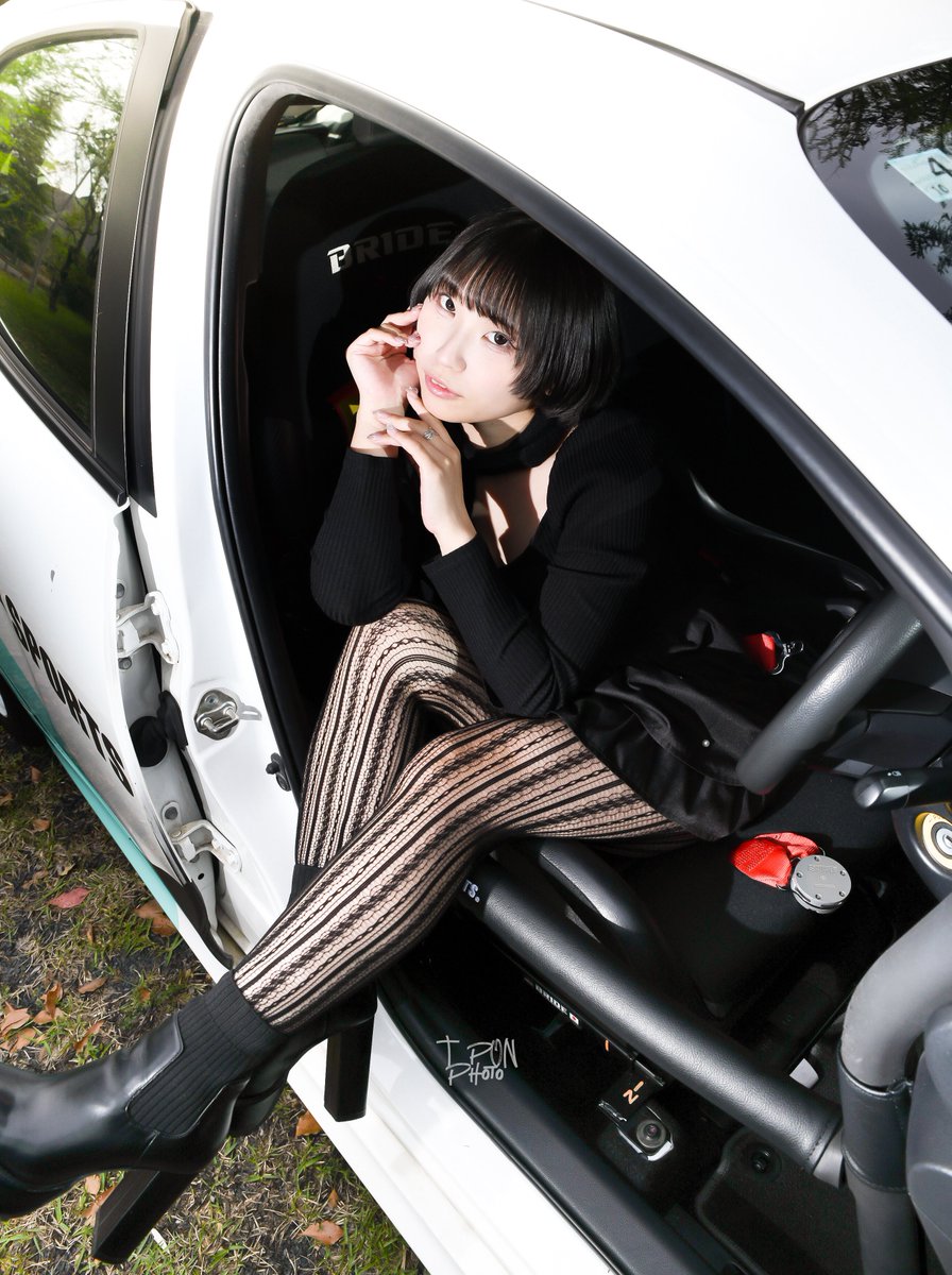 とあ tweet media