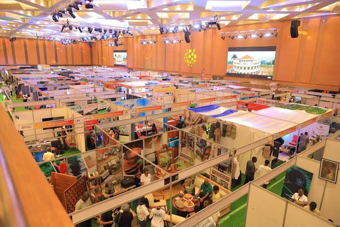 MarvinTheGuide's tweet image. Greetings from Uganda’s biggest Tourism event of the year. It’s the 2026 Pearl of Africa Tourism Expo.
We shall also be celebrating 10 years of POATE since 2017.

A decade of progress, innovation and growth of Uganda’s tourism industry.

#Wanderlust #POATE2026 #ExploreUganda