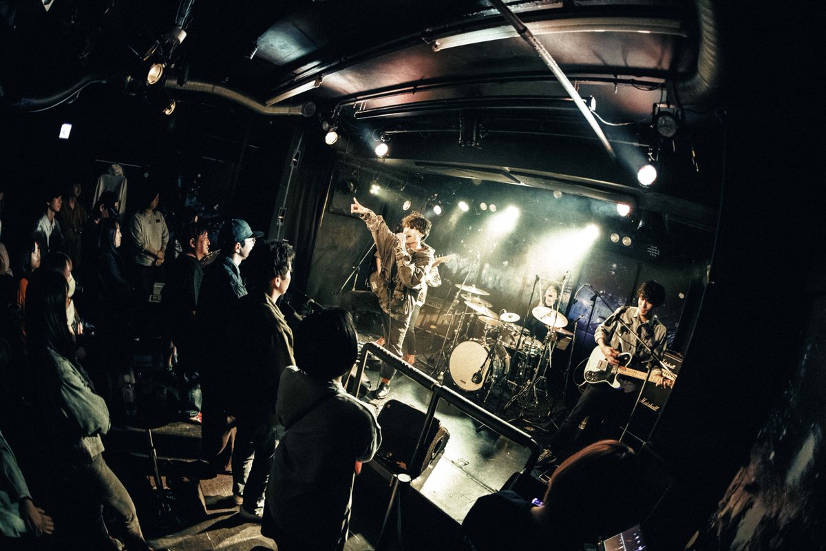 シラカワタクミ tweet media