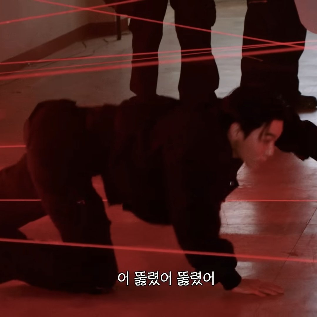 zora🐈‍⬛ tweet media