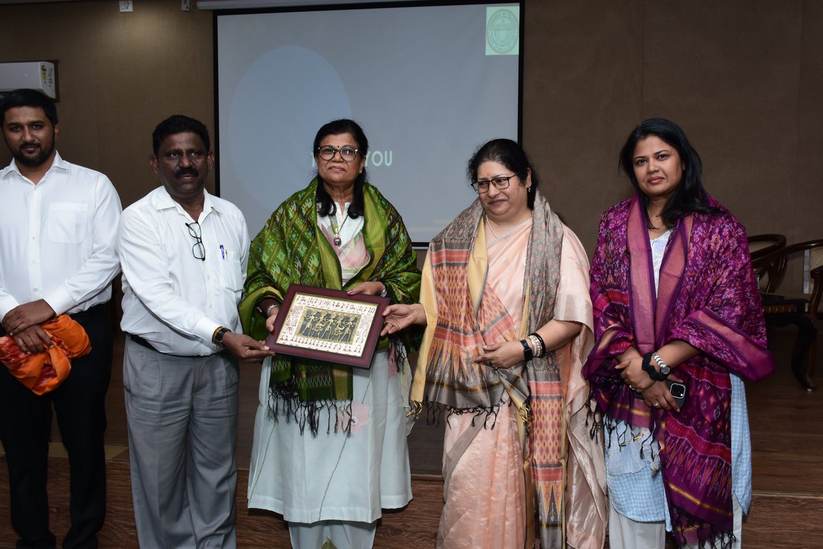 dhtindia's tweet photo. A productive meeting took place at the State Archaeology Museum regarding CSR funds for museum development.

Featuring Shailaja Ramaiyer IAS, Suchitra Ella (@BharatBiotech), and Director Prof. Arjun Rao Kuthadi. Together, we are modernizing Telangana’s heritage. https://t.co/UDUlW1pr3q