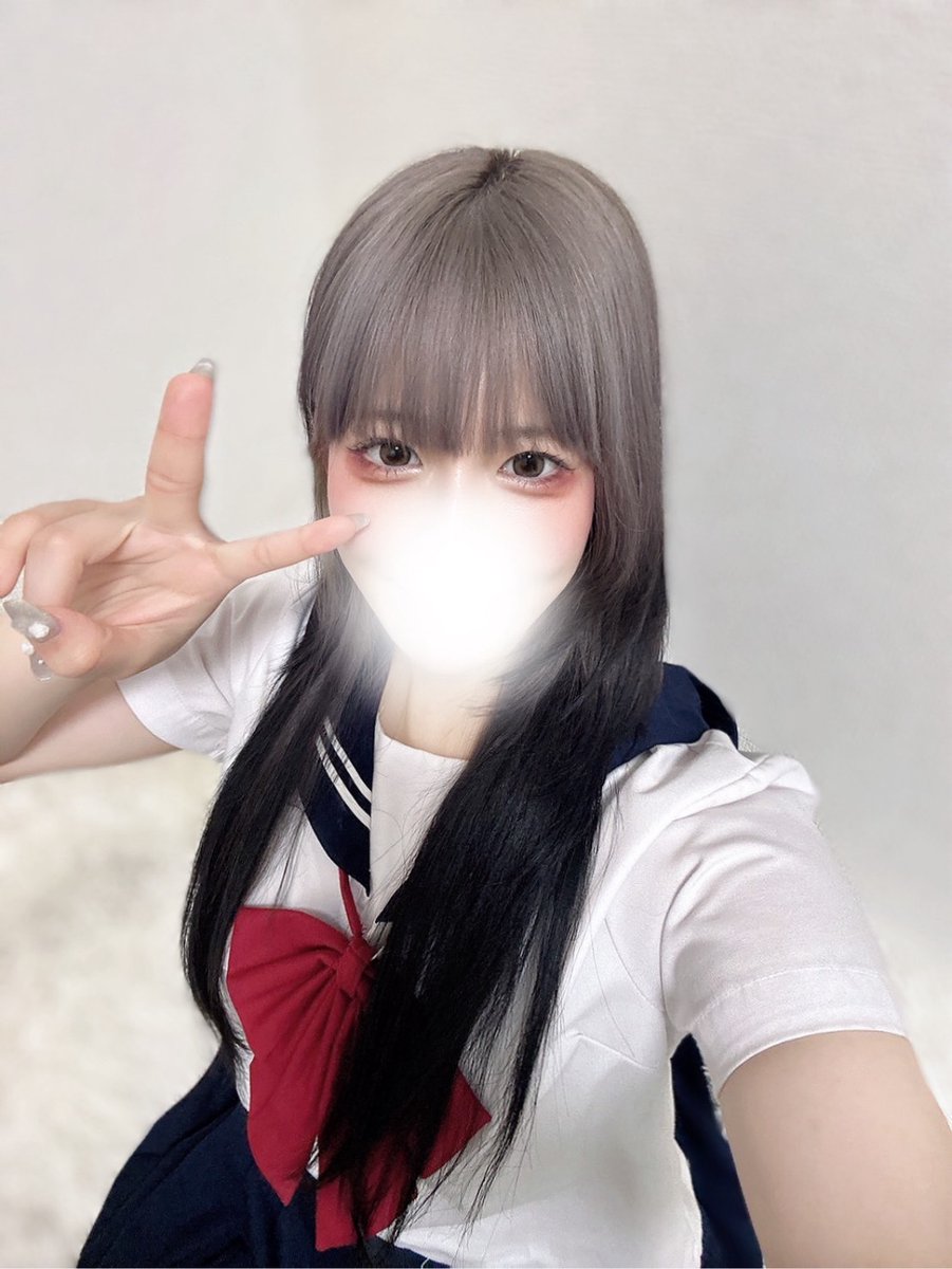 本日も22時お部屋います！ GWたくさん会えるといいな(* ॑꒳ ॑🫶🏻)🩷