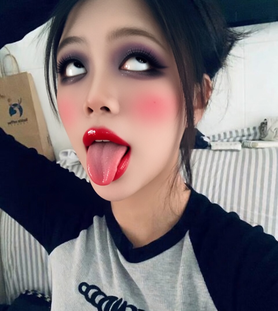 小林大王 tweet media