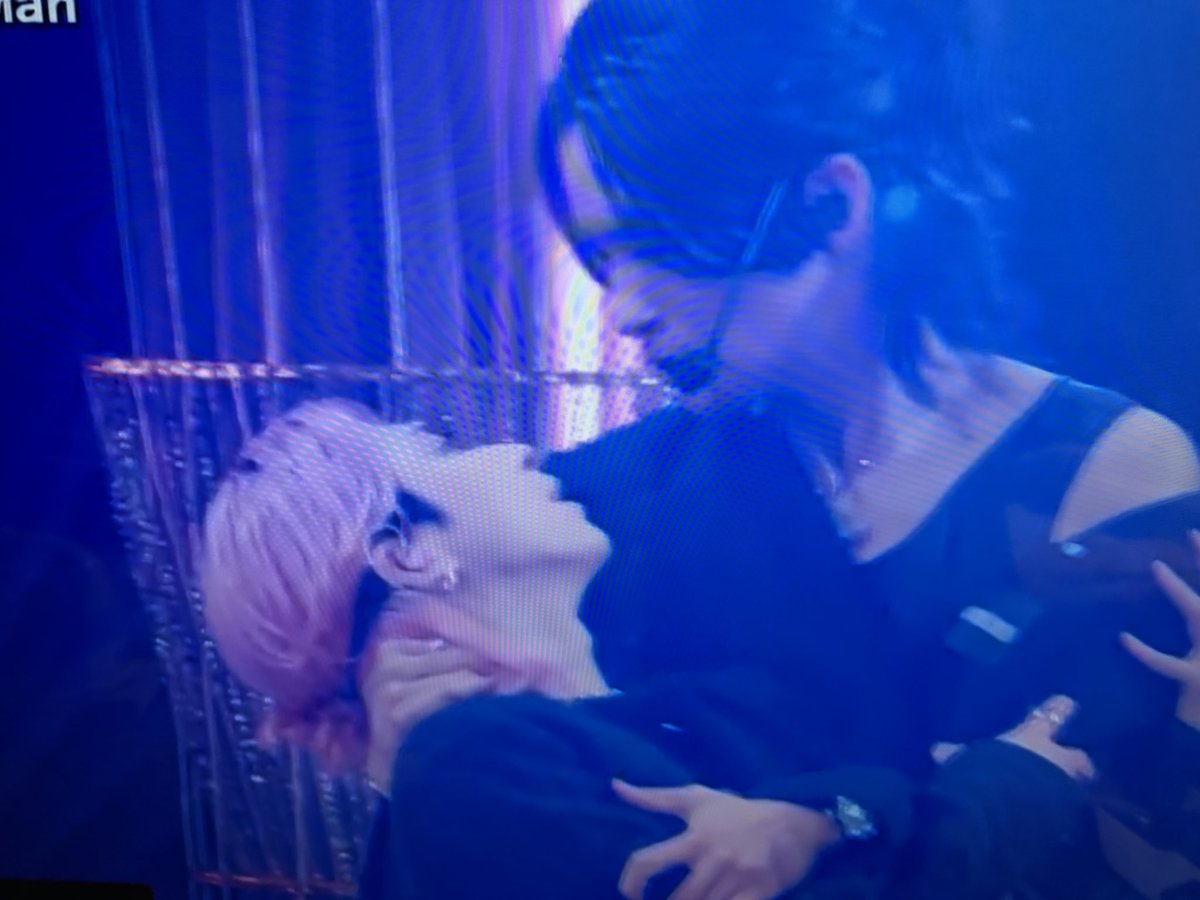 natan1213's tweet photo. もぉ〜笑
離れてたからって
めめさくいちゃいちゃしすぎて〜笑

STARSよかった。⭐️

やっぱ9人いい☺︎✨
SnowMan https://t.co/FG1TAXNS3b
