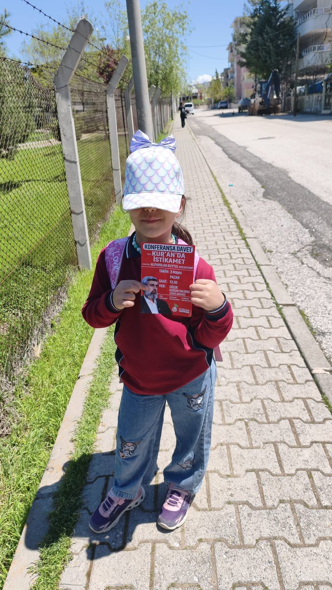 furkanhsiirt's tweet photo. ✨Furkan Hareketinin ümit tomurcukları,minik öncülerimiz de konferans mesaisine devam ediyor ve heyecanla Alparslan Hocasını bekliyor.🌱

El ilanı çalışmalarından kareler📸

#FurkanKonferansları https://t.co/xTWyjMBf8v