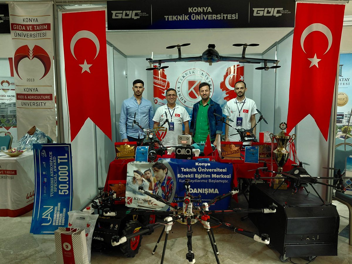 ktunsem's tweet photo. KTÜNSEM olarak, 27-28 Nisan 2026 tarihlerinde düzenlenen Gençliğin Üretim Çağı Bölgesel Kariyer Fuarı’nda yer alarak standımızı kurduk. Fuar süresince gençlerle bir araya gelerek eğitim olanaklarımız hakkında bilgilendirmelerde bulunduk. https://t.co/wDLFTfTBv4
