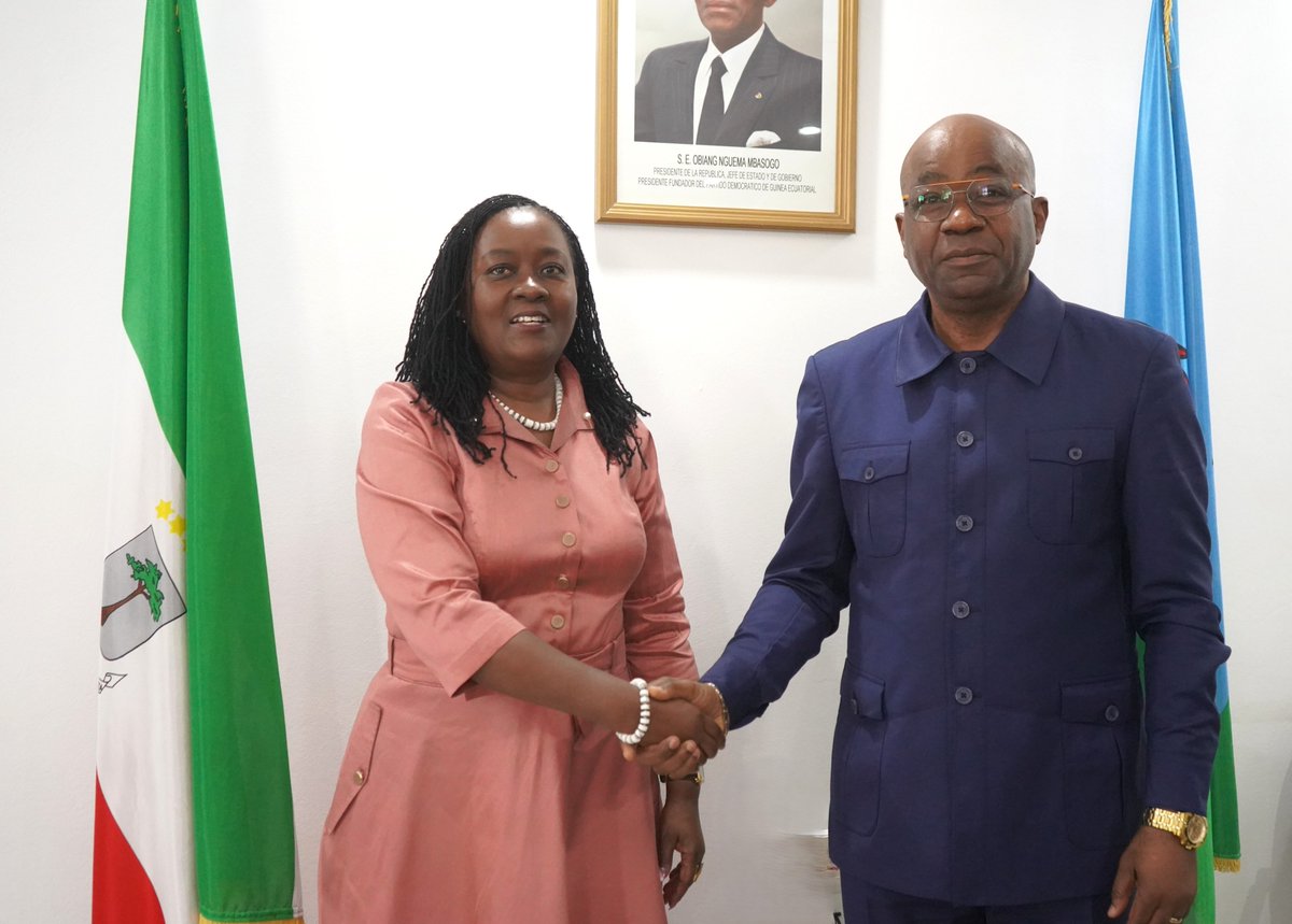 UNDP_EG's tweet photo. Bajo el liderazgo del Ministerio de Comercio, Promoción de Empresas e Industria y el PNUD, Guinea Ecuatorial impulsa la diversificación económica a través de las #MIPYMES y su integración en la #ZLECAf.

@AfDB_Group @betty_wabunoha https://t.co/NNBZPkHHjY