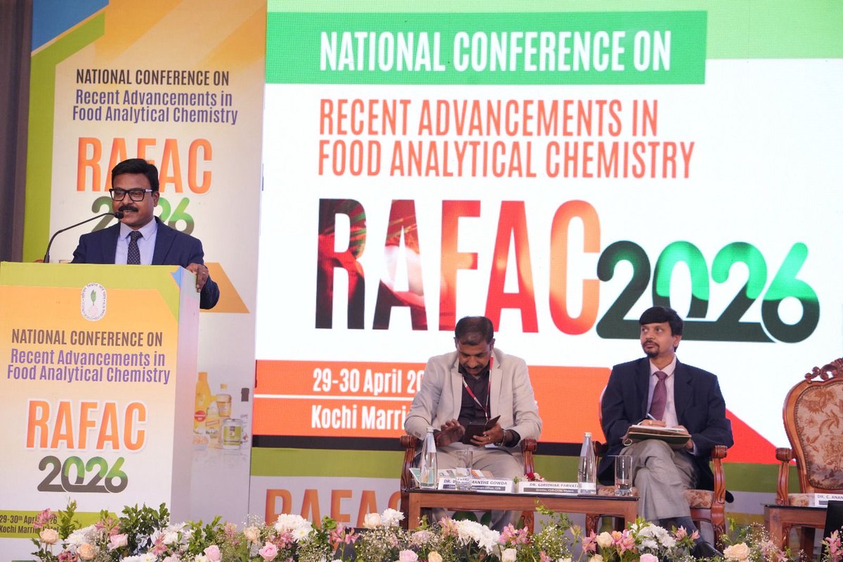 csir_niist's tweet image. 1/3 Director, CSIR-NIIST attended the National Conference on Recent Advancements in Food Analytical Chemistry (RAFAC-2026) on 29th May 2026 at Kochi as the Special Guest for the inaugural session @CSIR_IND @DrJitendraSingh @anandhcark #foodsafety #rafac2026