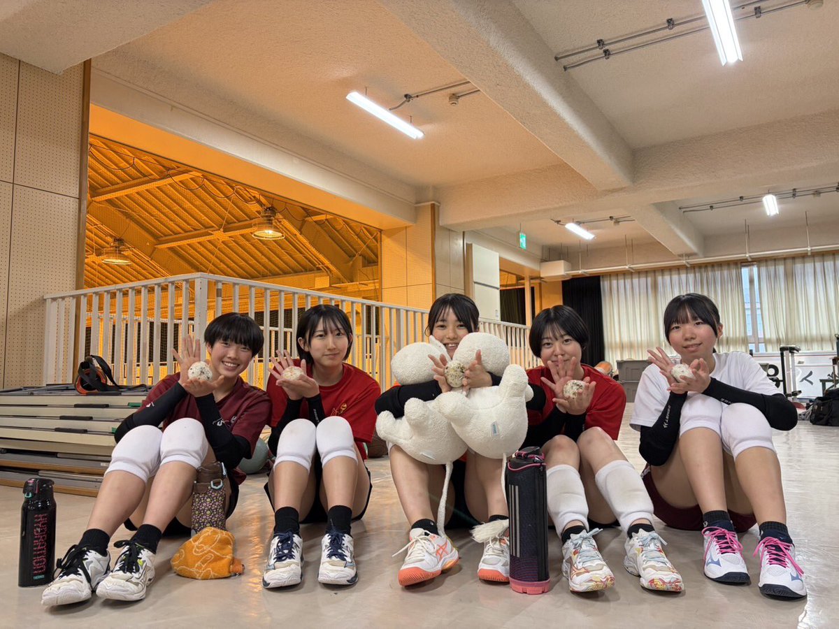松山女子高校バレーボール部 tweet media