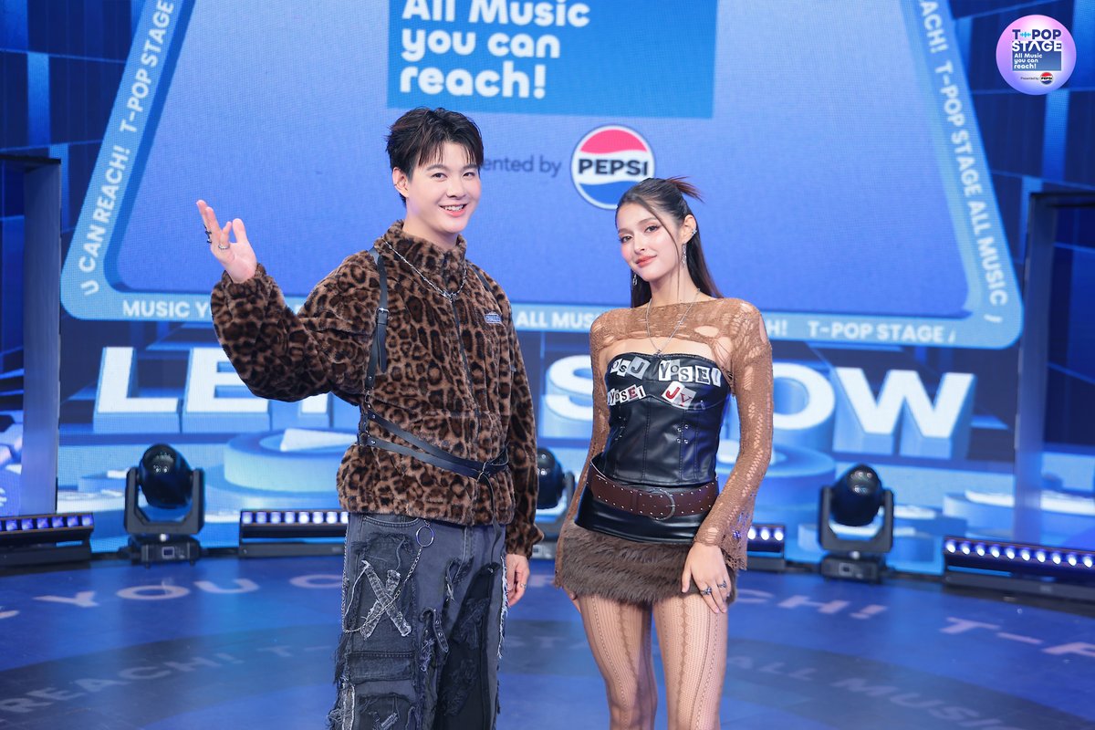 คืนนี้พบกับ 2 MC  #Saint_sup และ #JustmineJMNK ที่จะมาเสิร์ฟความสนุก ๆ ให้กับชาว T-POP 🎤

📍 <a href="/Saint_sup/">Saintsup 🎬</a> <a href="/mali_justmine/">จัสเองงง Justmine</a> 
 
ติดตามชมได้ในรายการ T-POP Stage presented by PEPSI 🤟
All Music you can reach!

#TpopStagepresentedbyPEPSIweek17 / 2026
#TpopStagepresentedbyPEPSI 
🔵