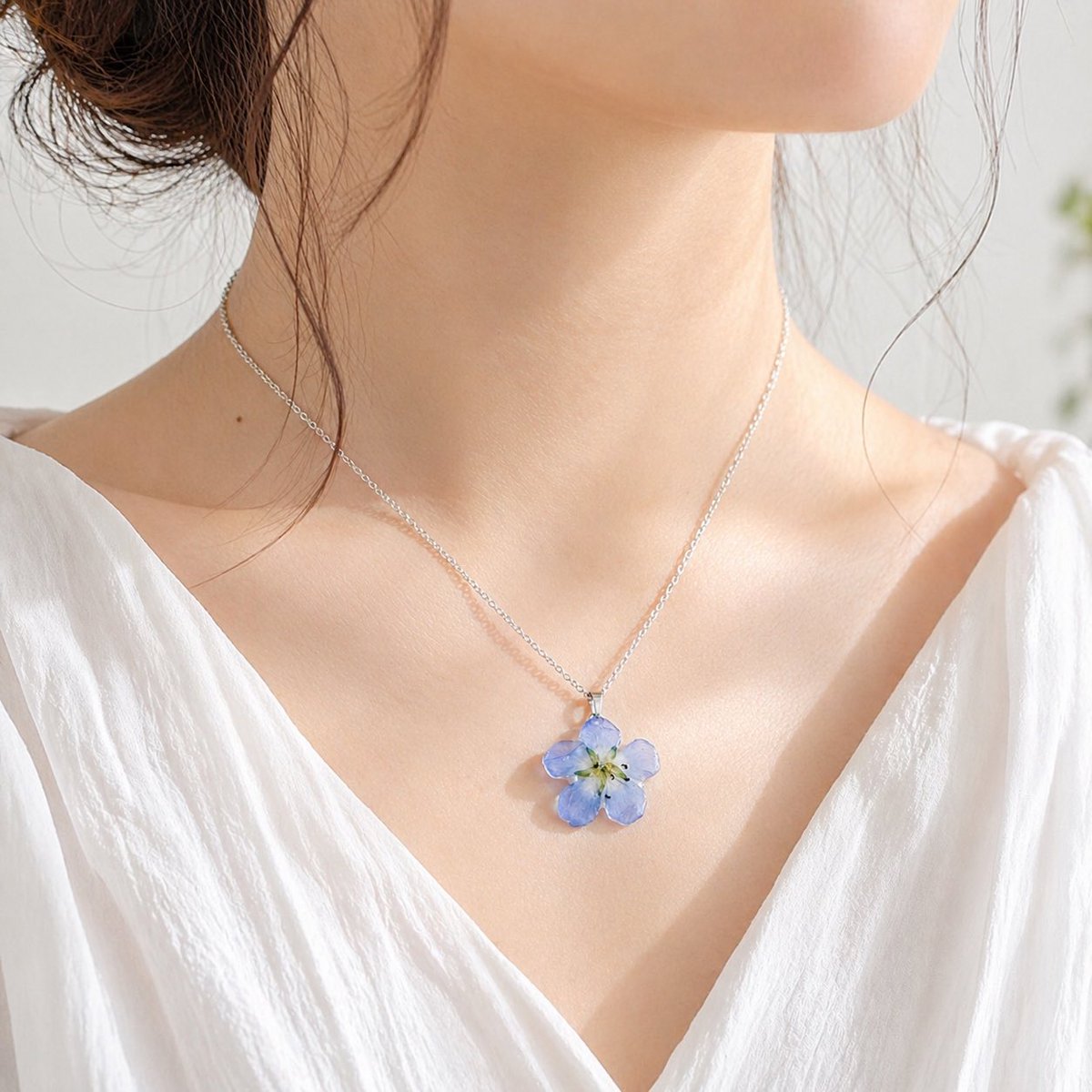 Emilybloomify's tweet photo. ネモフィラのリングとネックレス
本日21時よりオンラインショップで販売いたします。
ぜひショップを見に来てください╰(*´︶`*)╯♡

https://t.co/5rdj98ozi2 https://t.co/Lm7pkCGkrU