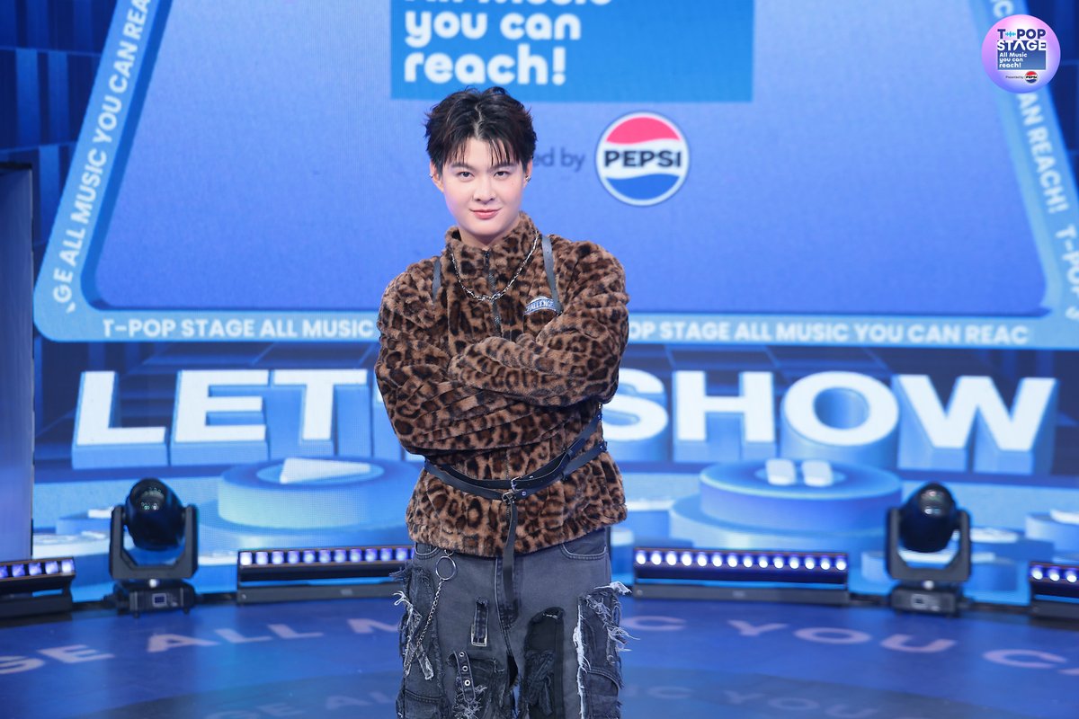 คืนนี้ห้ามพลาด! พบกับ  MC  #Saint_sup

ติดตามชมได้ในรายการ T-POP Stage presented by PEPSI 🤟
All Music you can reach!

#TpopStagepresentedbyPEPSIweek17 / 2026
#TpopStagepresentedbyPEPSI 
🔵 วันพฤหัสบดีที่ 30 เม.ย. 69 เวลา 21.45 น.
#TPOP #WorkPoint23 #WorkPoint