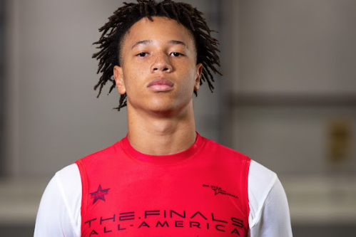 sixstarfootball's tweet photo. Texas Spotlight List: The Names Making Their Presence Felt

📈Texas Talent Board... The Names Defining the Scene🔥

STORY▶️https://t.co/c6uFJ98GCz

@BraylinXix @DominicCMBrown @JaydenABurCO27 @TheKhylanDavis @YulEverline73 @2wayFoster @haygando44 @jimmyHaren @HolchakHolden @JhaceJohnson_75 @bigbray124 @MatthewK202760 @BrianManuelJr1 @JeremiahM_23 @AlvinMosley_3 @ethan_2027 @BStewart2027 @ty_urban99 @Bryson_1208