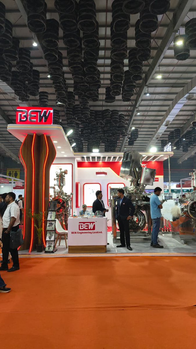 bew_ltd's tweet photo. Day 1 Highlights ✨

From insightful dialogues to impactful connections, Day 1 reflected the true essence of progress and collaboration.

A strong step forward in building meaningful partnerships and driving engineering excellence.

#Day1 #ChemProTechIndia #BEWEngineering https://t.co/szDBTyNwDU