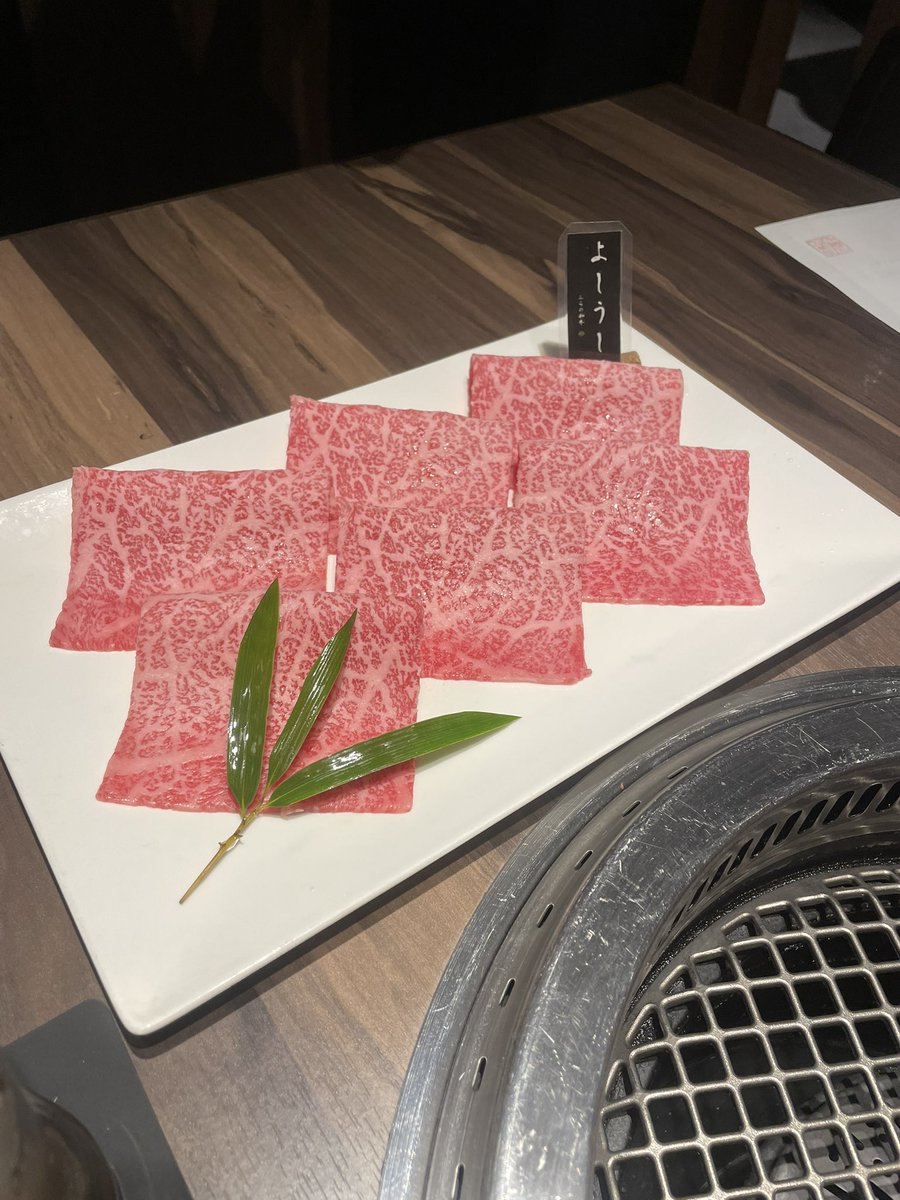 keiyakeibo's tweet photo. 評価高いだけあって美味
ジンギスカン＜焼肉

切実にJOPT行きたい🃏 https://t.co/EqfoaO7oay