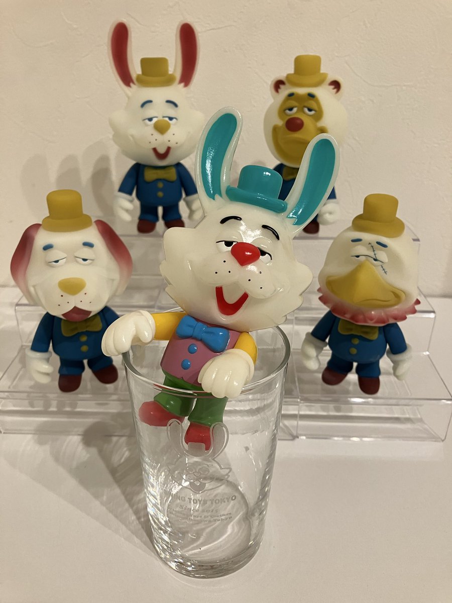shuminuma_c_tim's tweet photo. 実は当選しておりました🥺✨
SWINGTOYS 11th annivnersary 4Set🐰
11周年おめでとうございます㊗️
この表情たまんないです💕
そしてめっちゃ光ります‼️蓄光最高😆
イベント行くために当面は抑えて充電しないと…
#SWINGTOYS https://t.co/piwQuZARXj