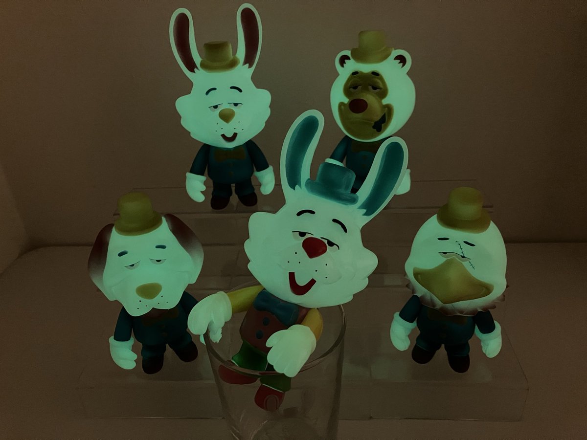 shuminuma_c_tim's tweet photo. 実は当選しておりました🥺✨
SWINGTOYS 11th annivnersary 4Set🐰
11周年おめでとうございます㊗️
この表情たまんないです💕
そしてめっちゃ光ります‼️蓄光最高😆
イベント行くために当面は抑えて充電しないと…
#SWINGTOYS https://t.co/piwQuZARXj